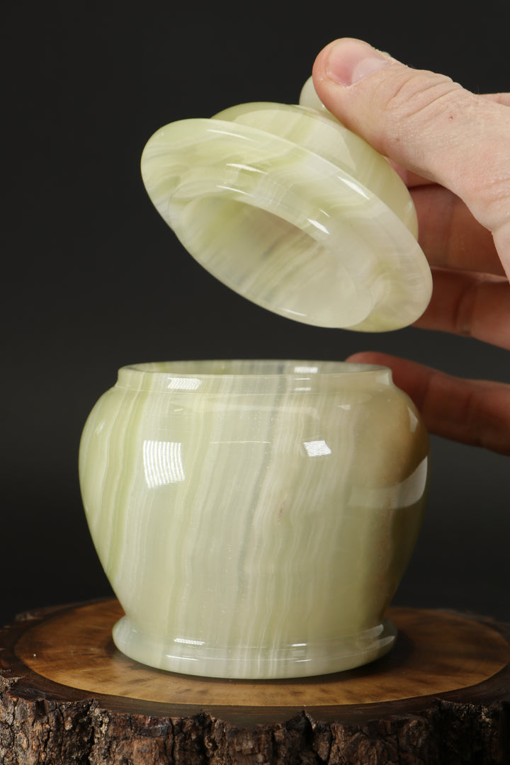 Green Onyx Jar TF1673