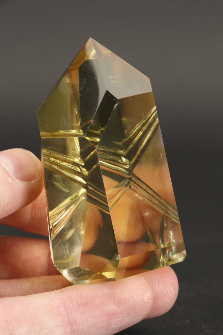 2.5" Fantasy Cut Lemon Quartz Tower DN516