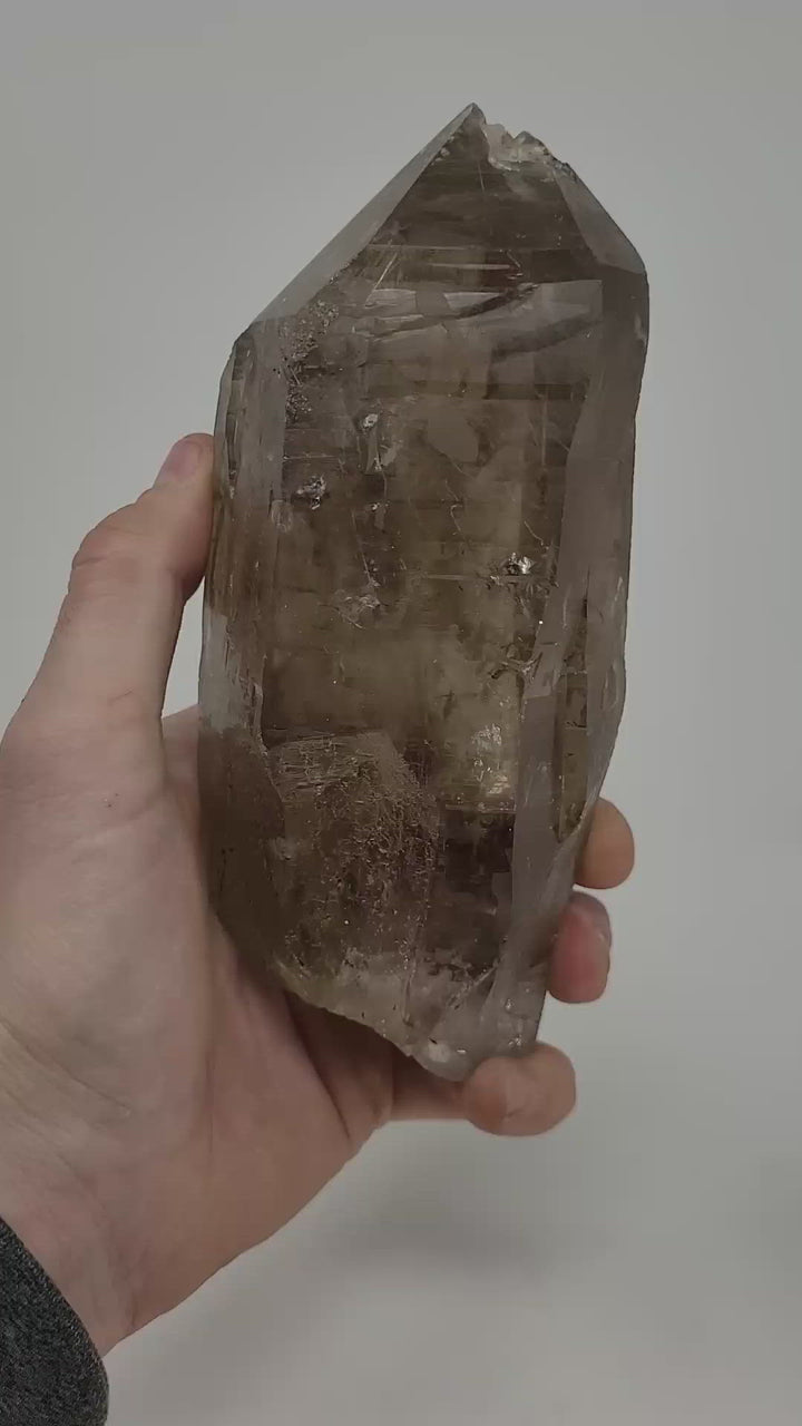 7" Rutile Included Smoky Quartz TV1062