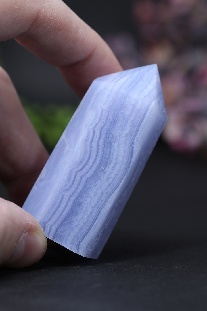 2.5" Blue Lace Agate Tower DD084