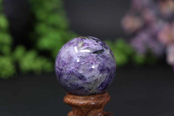 38mm Charoite Sphere DE290