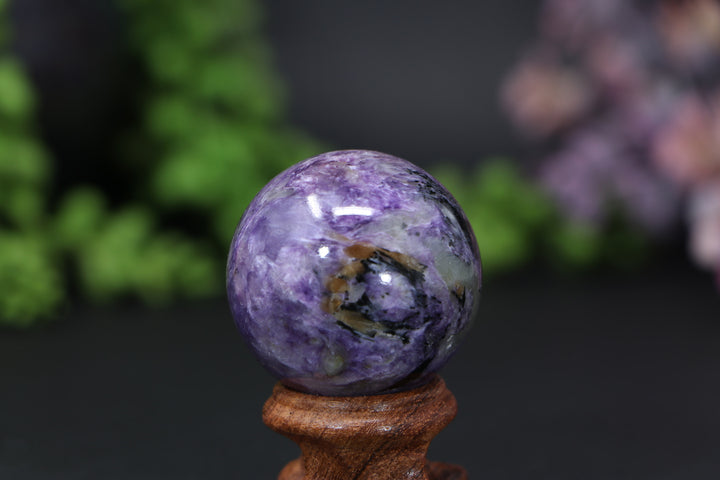 38mm Charoite Sphere DE290