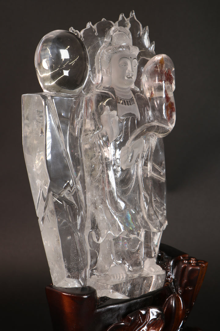 Quartz Quan Yin Carving DM226