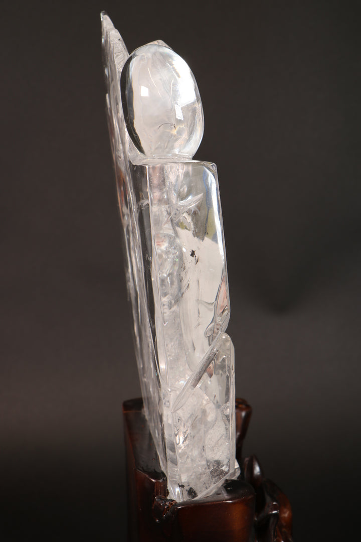 Quartz Quan Yin Carving DM226