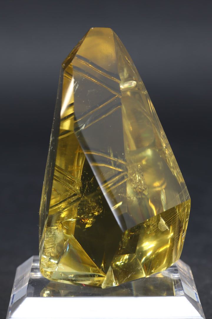 2.75" Fantasy Cut Lemon Quartz DN523