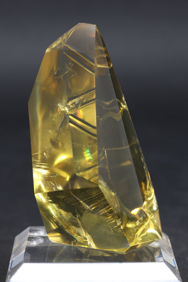 2.75" Fantasy Cut Lemon Quartz DN523