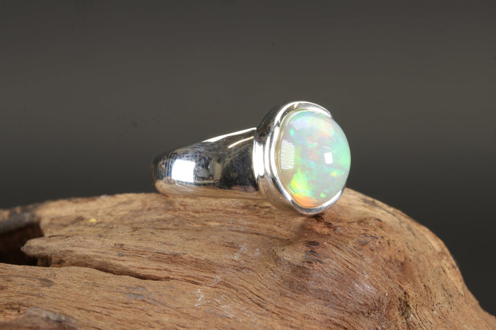 Welo Opal Ring Size 6