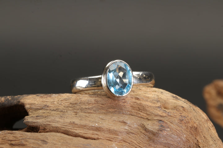 London Blue Topaz Ring Size 7.25