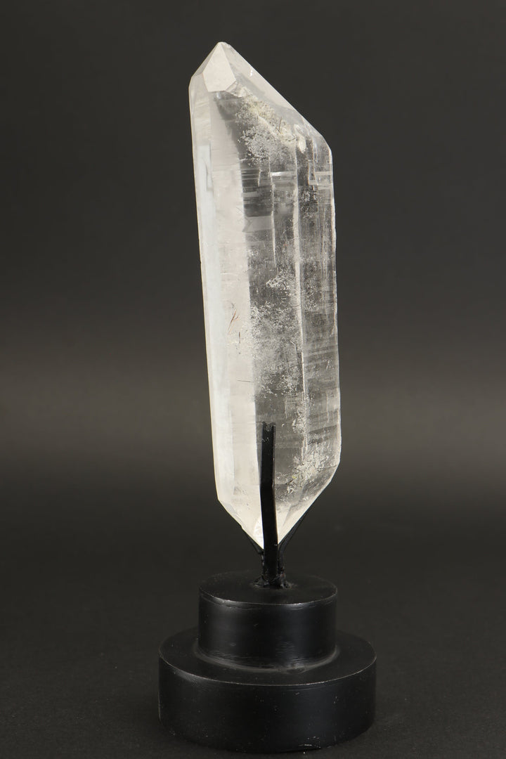 Double Terminated Quartz Crystal on Stand DX705
