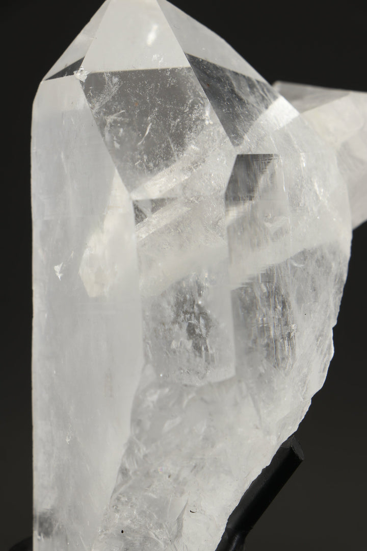 Penetrator Quartz Crystal on Stand DX706