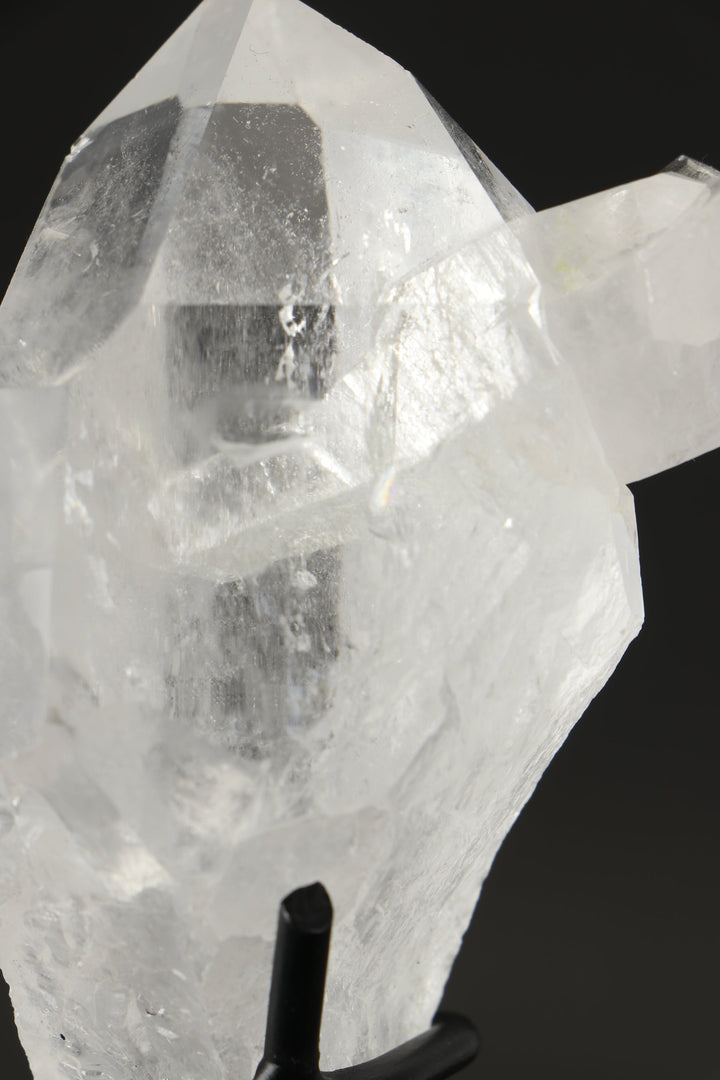 Penetrator Quartz Crystal on Stand DX706