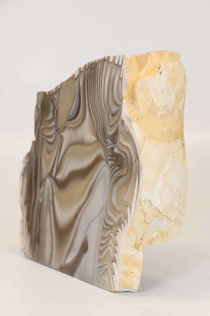 5.75" Polish Flint Freeform Display DX783