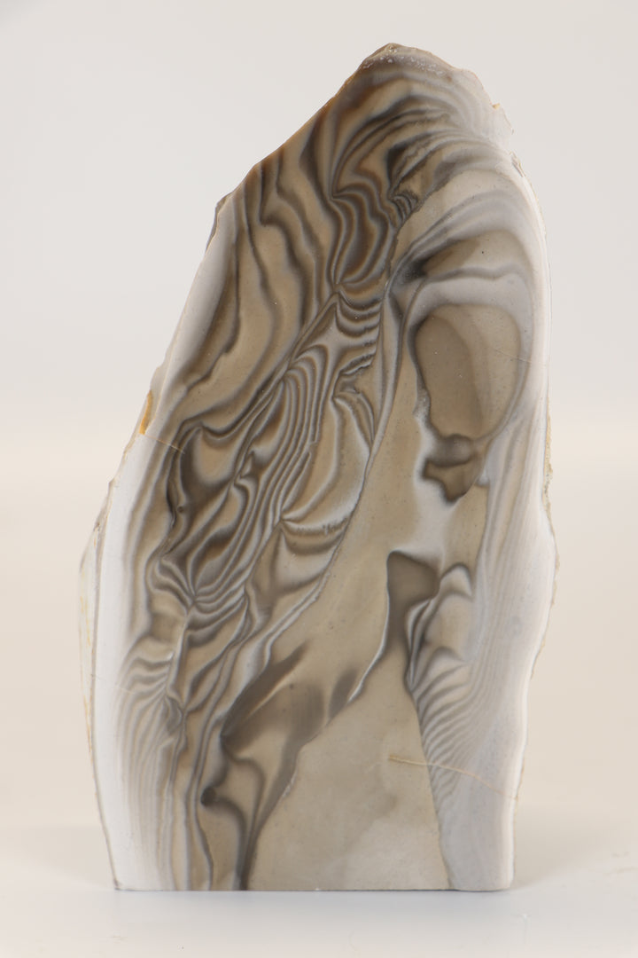 6.75" Polish Flint Freeform Display DX784