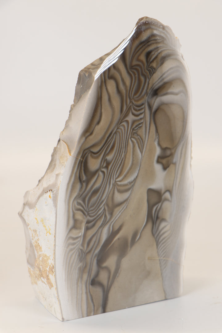6.75" Polish Flint Freeform Display DX784