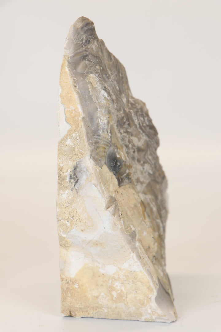 6.75" Polish Flint Freeform Display DX784