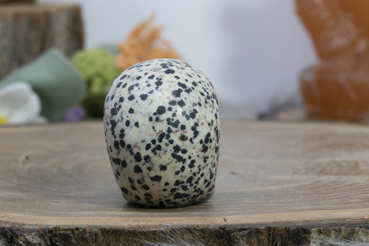 2" Dalmation Stone Skull
