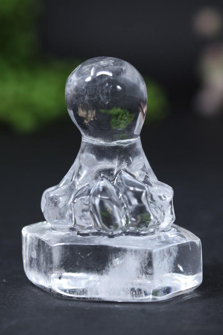 Quartz Octopus Carving DD2552