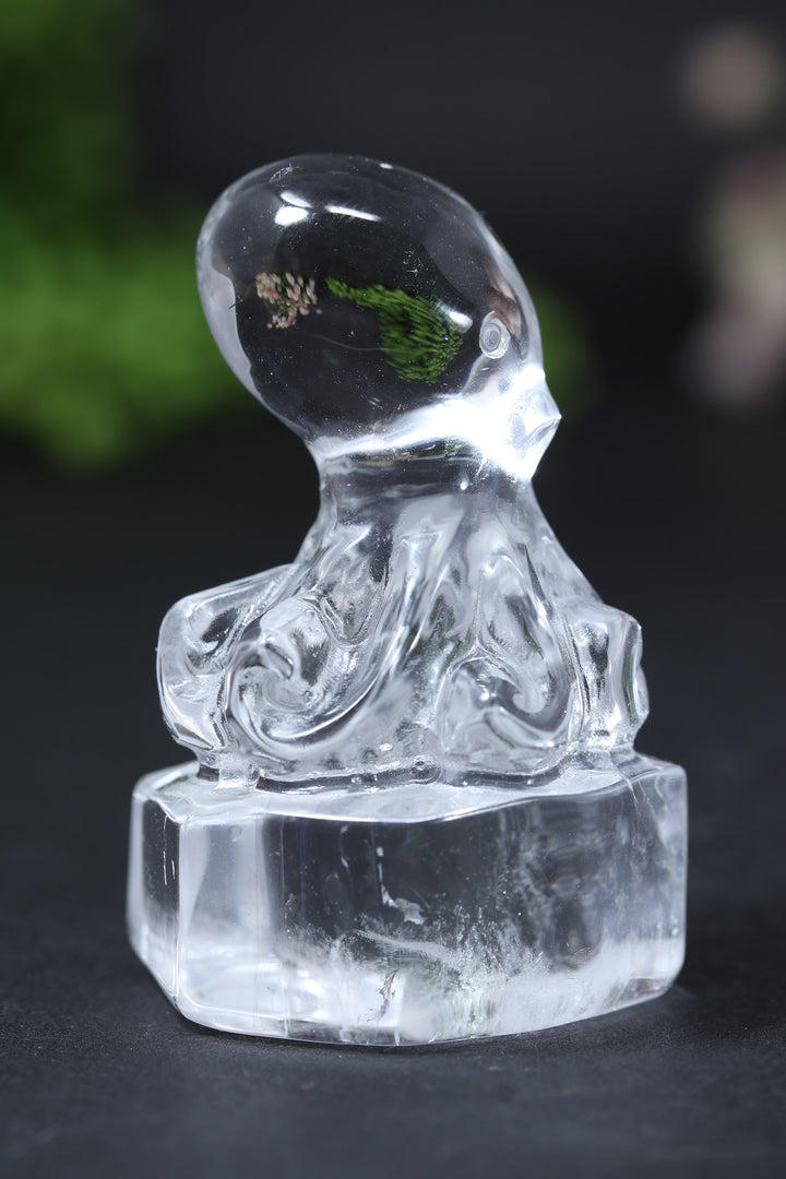 Quartz Octopus Carving DD2550