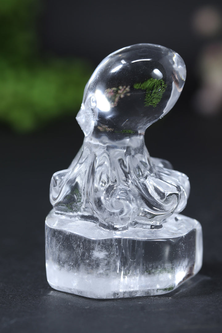Quartz Octopus Carving DD2550