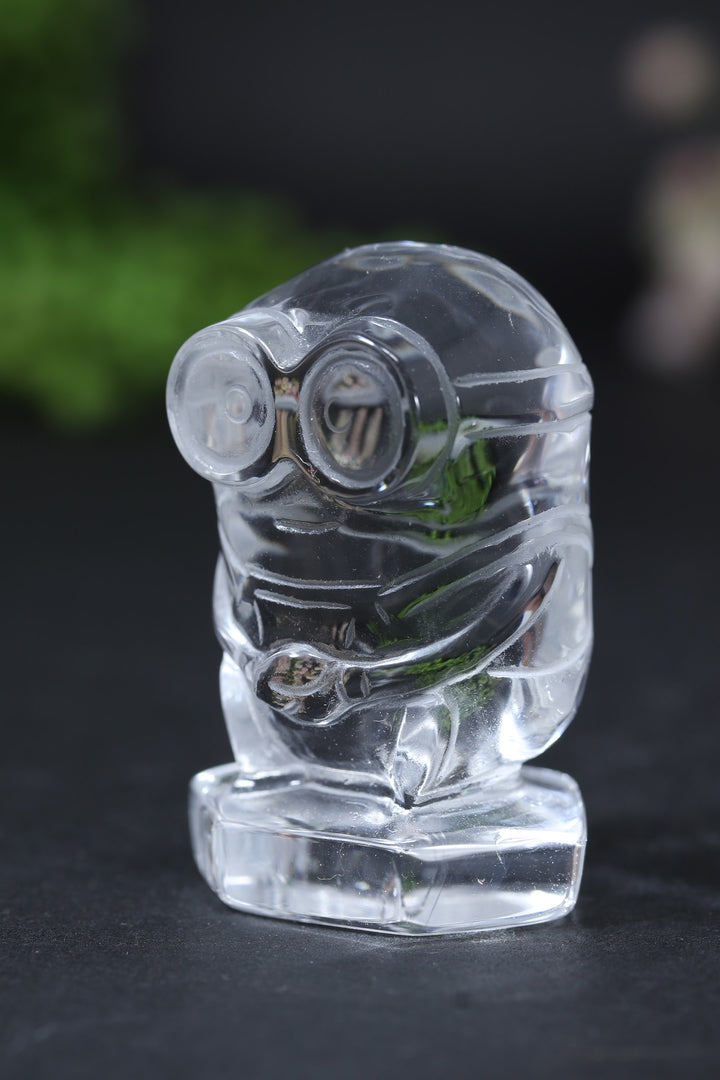 Quartz Crystal Minion Carving DD2605