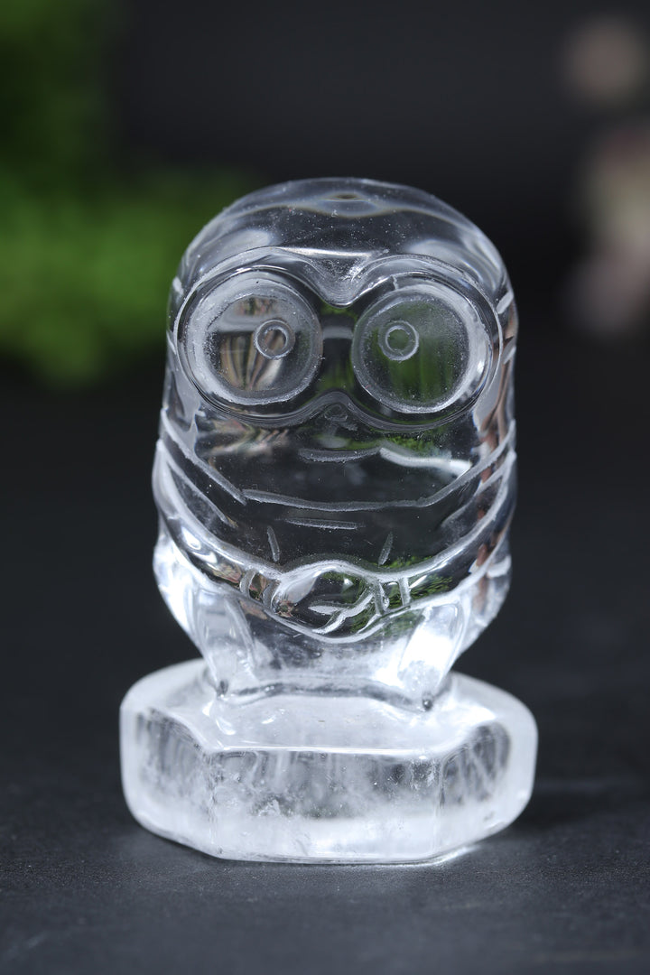 Quartz Crystal Minion Carving DD2598