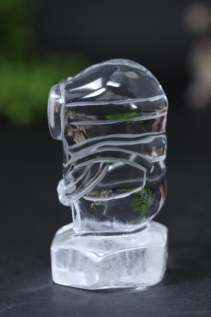 Quartz Crystal Minion Carving DD2598