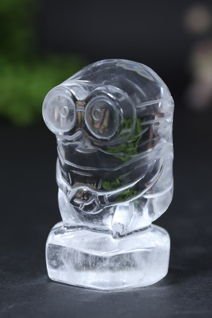 Quartz Crystal Minion Carving DD2598