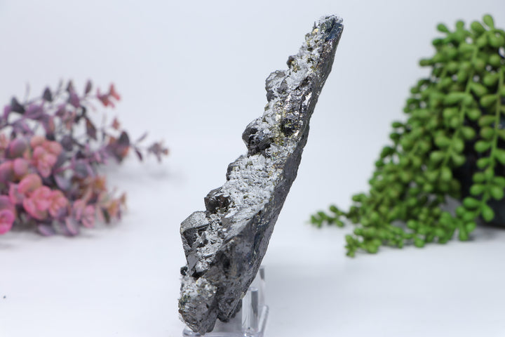 Pyrite and quartz on Sphalerite from 9th of September Mine DC462