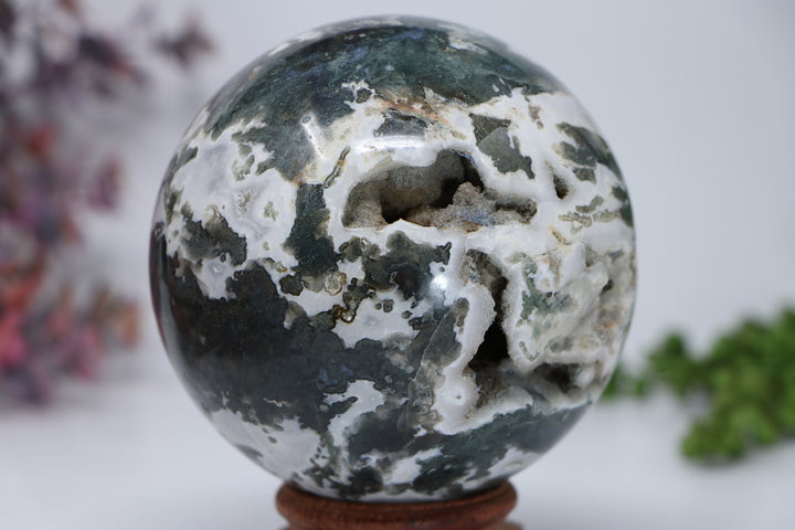 92mm Moss Agate Sphere DD3367