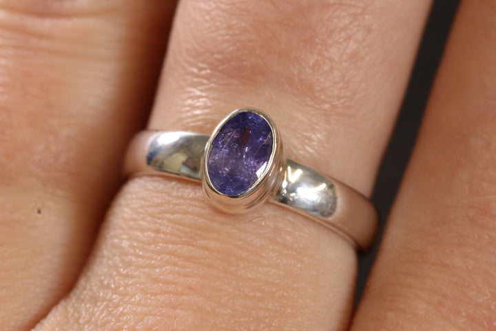 Tanzanite Ring Size 7 TD1384