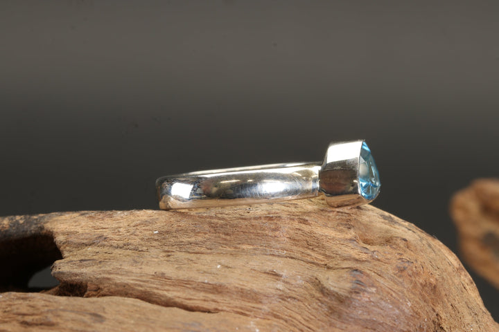 London Blue Topaz Ring Size 6