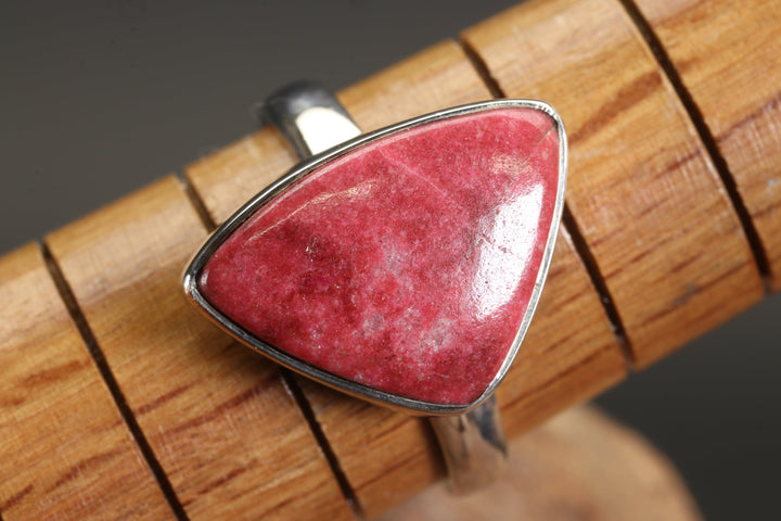 Thulite Ring Size 8