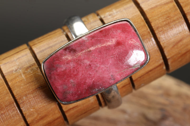 Thulite Ring Size 7.25