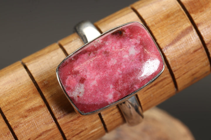 Thulite Ring Size 8