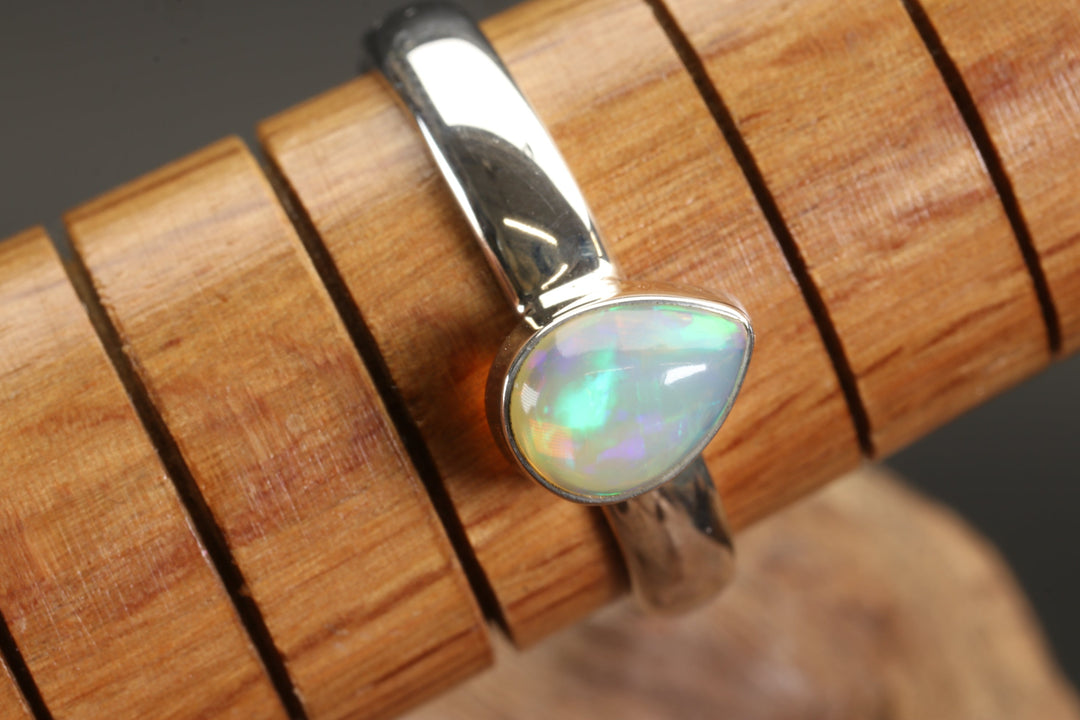 Welo Opal Ring Size 10