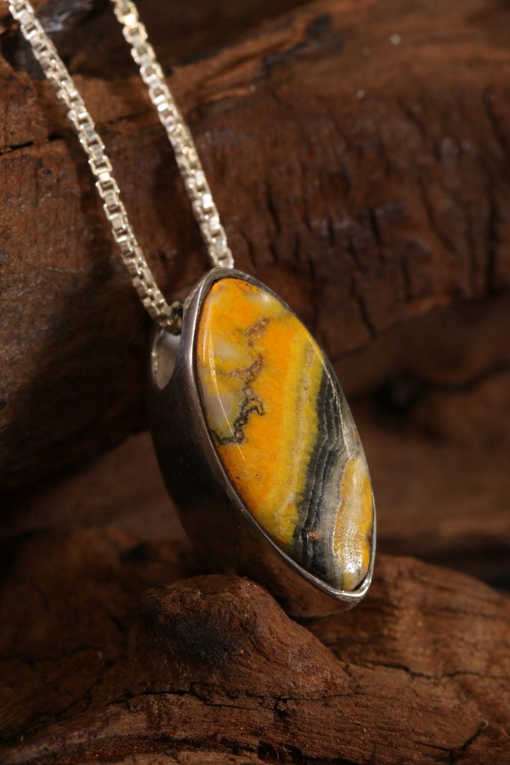 Bumblebee Jasper Pendant DS1919