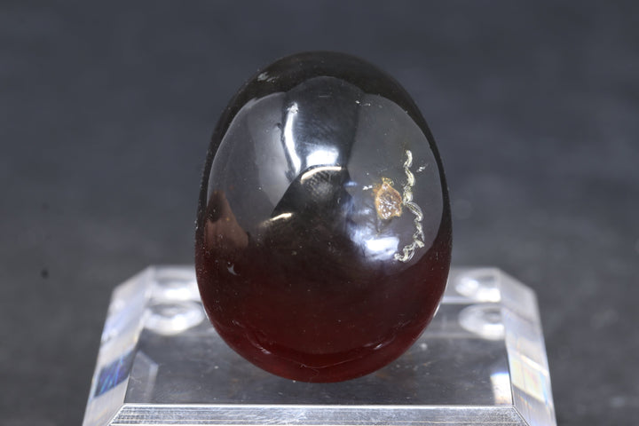 1.5" Dominican Amber Skull TU3673