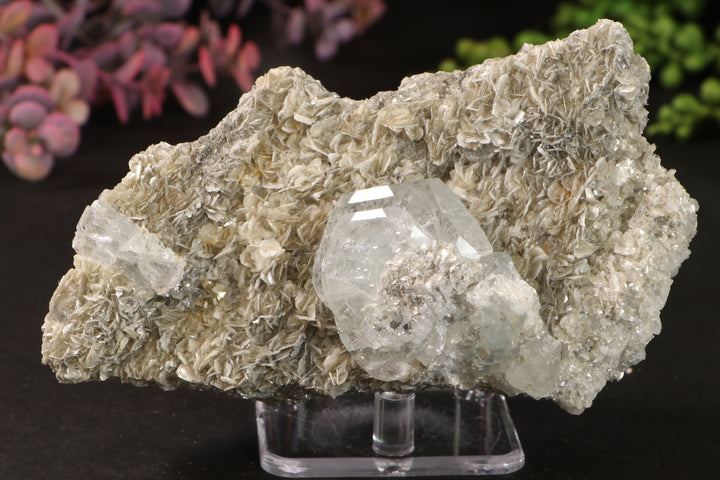 Aquamarine with Mica TU3801