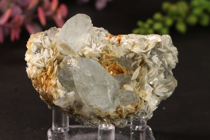 Aquamarine with Mica TU3804