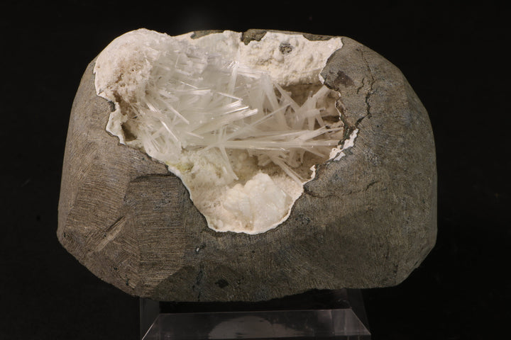 Natrolite Geode TV081