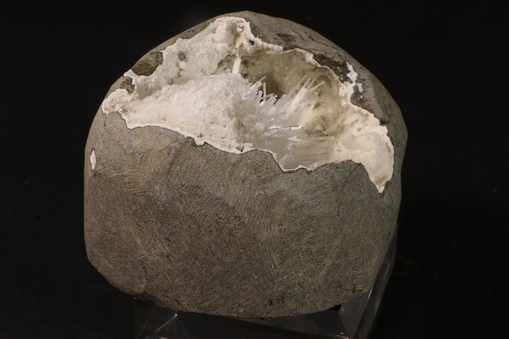 Natrolite Geode TV081