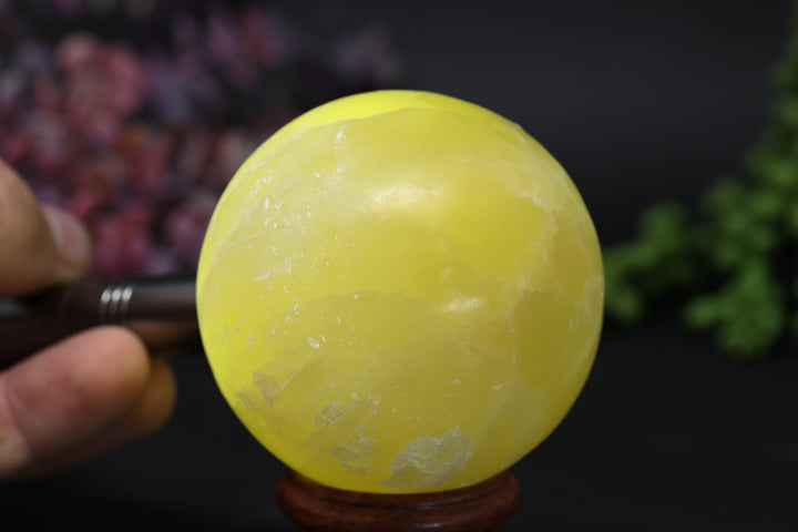 2.5" Pakistan Yellow Calcite Sphere TV32