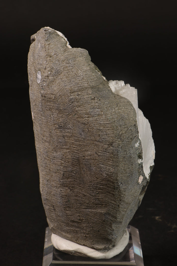 Natrolite Geode TV668
