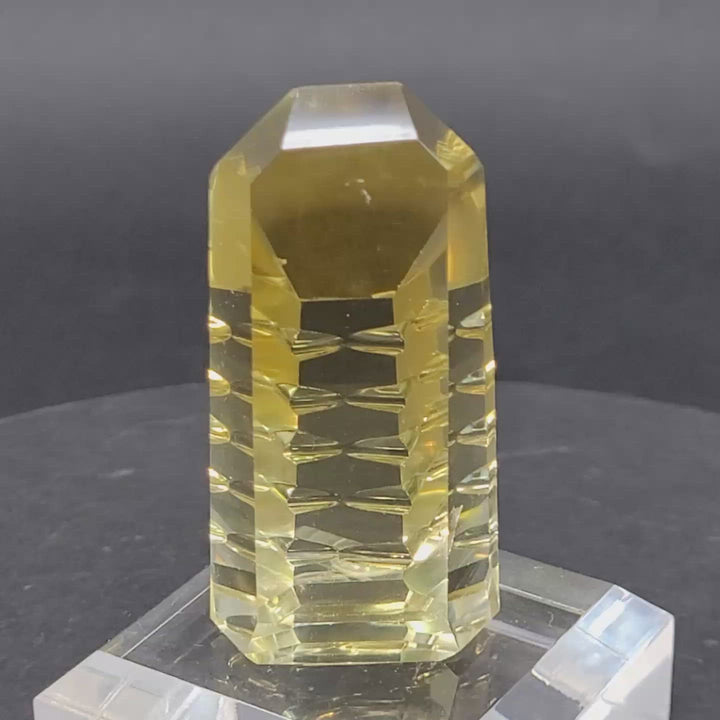 2.5" Fantasy Cut Lemon Quartz DN518