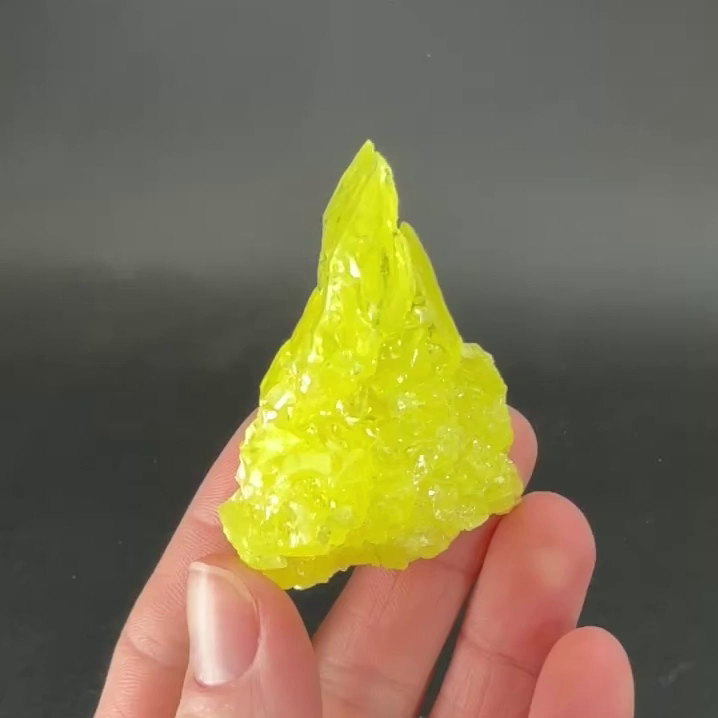 32 gram Sulfur Crystal Specimen DN025