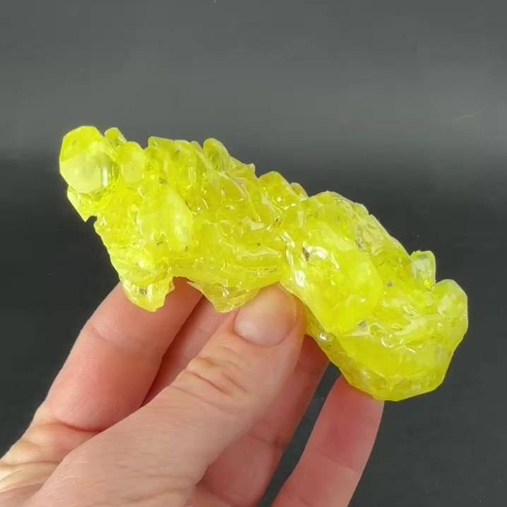61 gram Sulfur Crystal Specimen DN031