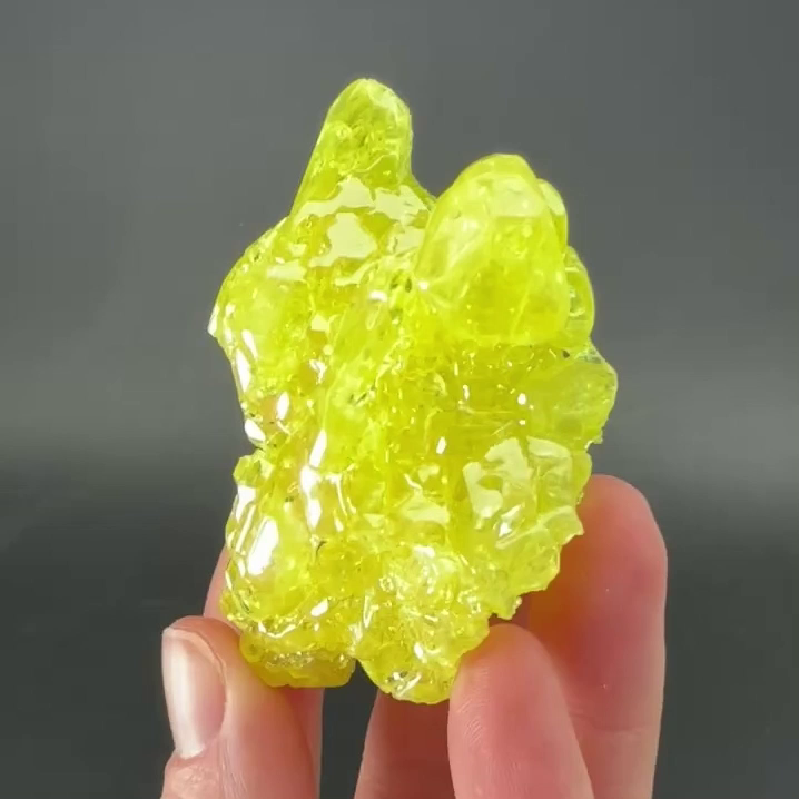 33 gram Sulfur Crystal Specimen DN036