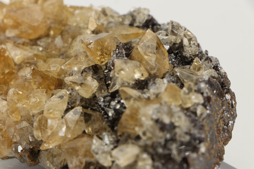 Calcite on Sphalerite - Elmwood Mine DS1419