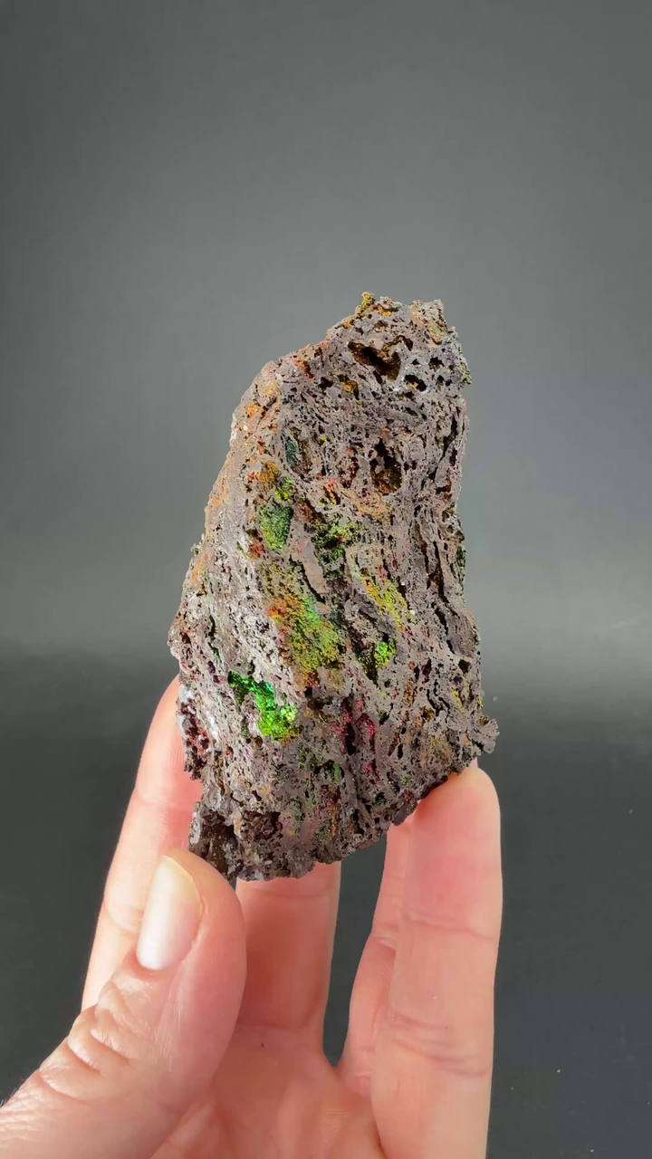 Iridescent Goethite (Turgite) from Mexico DS1454