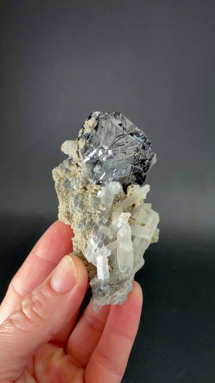 Sphalerite with Quartz DS163
